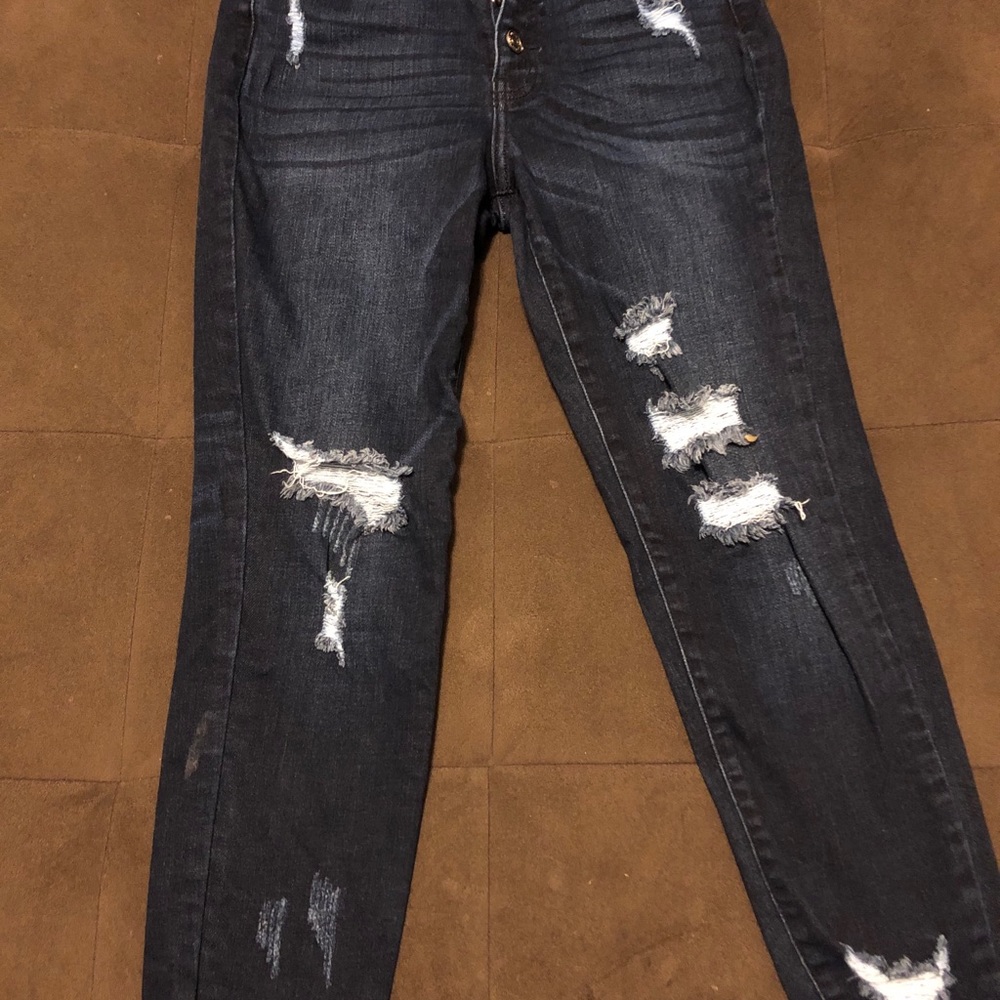 Kancan size 9/28 jeans